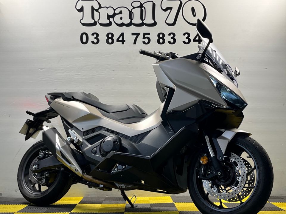 HONDA NSS FORZA 750 4