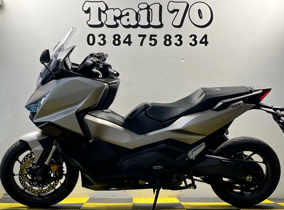 HONDA NSS FORZA 750 4