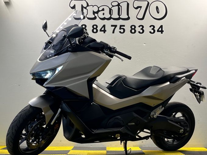 HONDA NSS FORZA 750 4