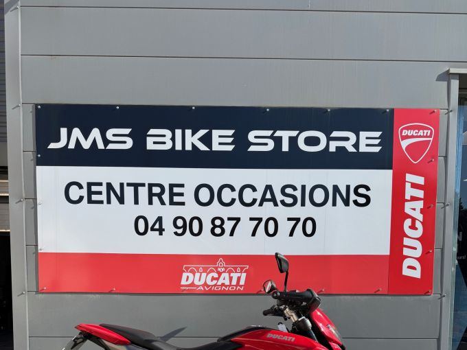 DUCATI HYPERMOTARD 4