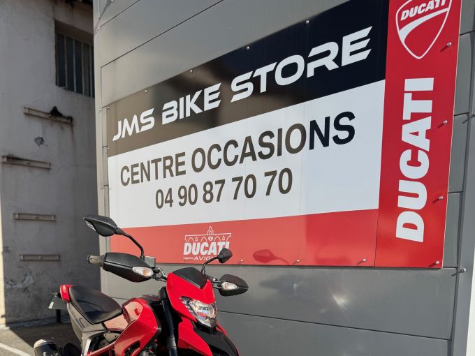 DUCATI HYPERMOTARD 4