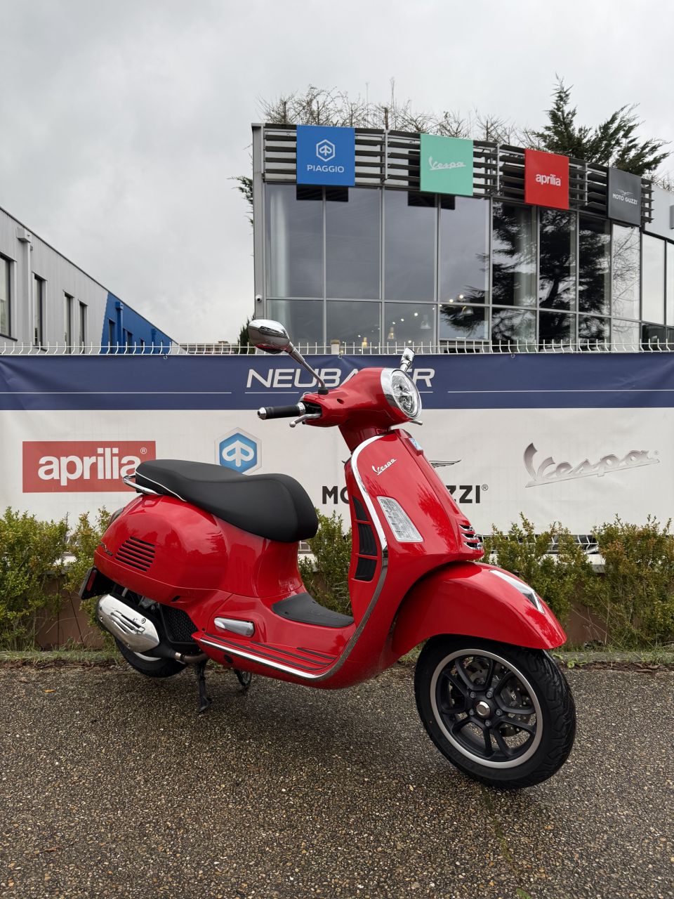 VESPA GTS 125IE SUPER 4