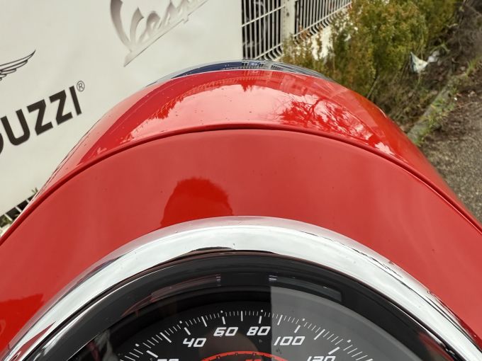 VESPA GTS 125IE SUPER 4