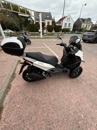 PIAGGIO MP3 310 HPE - 2025