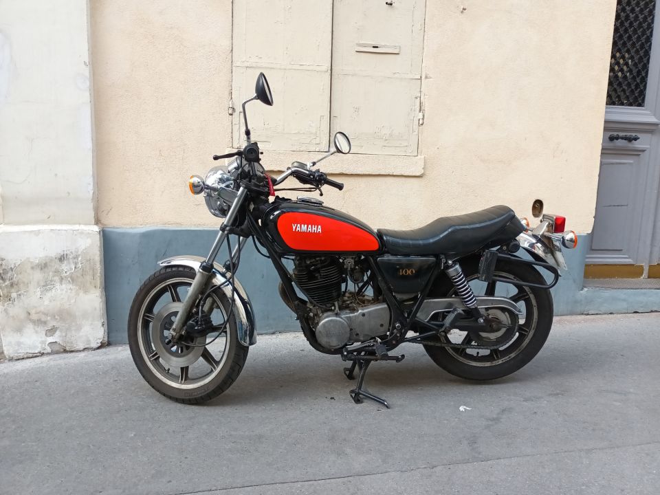 YAMAHA SR 400 4