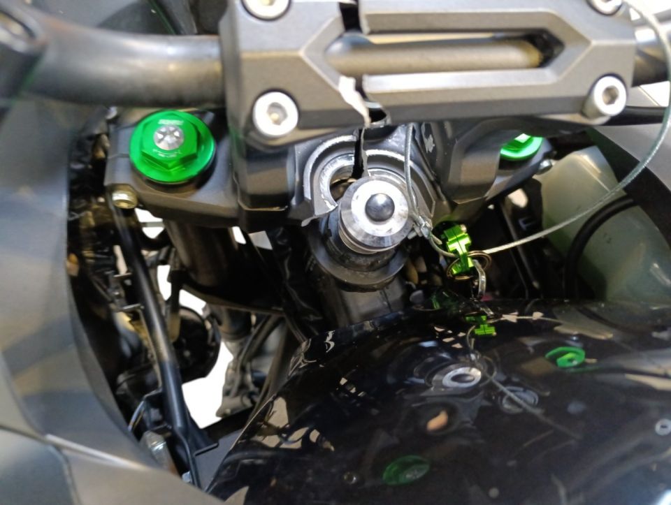 KAWASAKI VERSYS 650 4