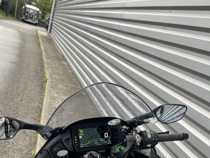 KAWASAKI Ninja H2 SX 4