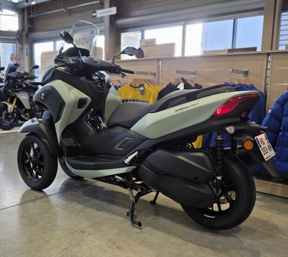 YAMAHA TRICITY 300 4
