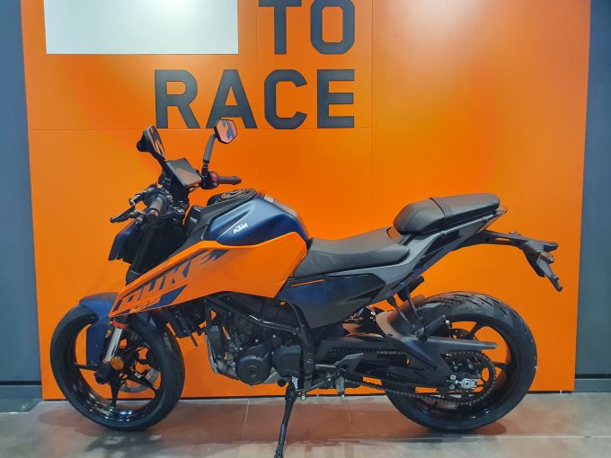 KTM 125 DUKE 4