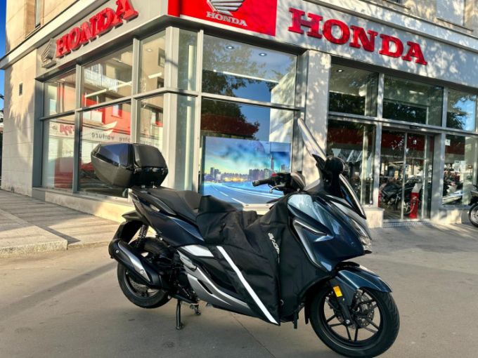 HONDA FORZA 300 ABS 4