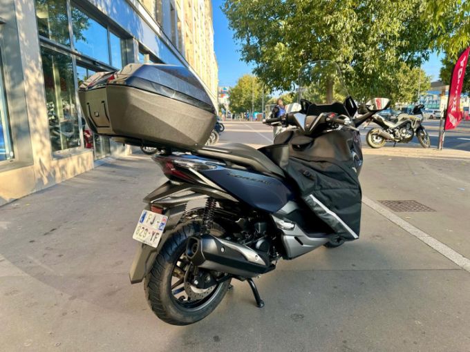 HONDA FORZA 300 ABS 4