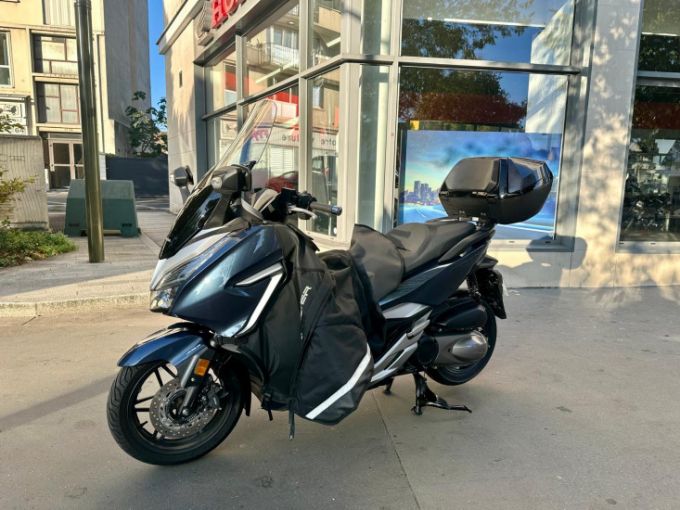 HONDA FORZA 300 ABS 4