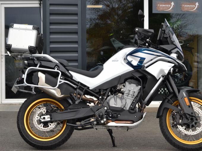 CF MOTO 800 MT 4