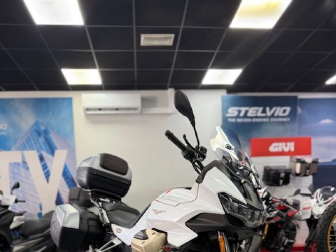 MOTO GUZZI V100  MANDELLO 4