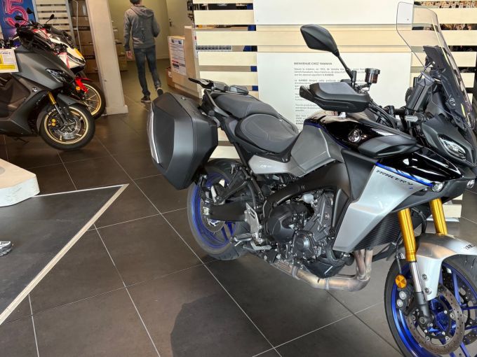 YAMAHA TRACER 9 GT+ 4