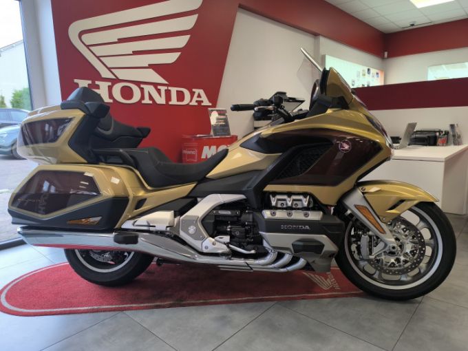 HONDA GoldWing Touring DCT Airbag 4