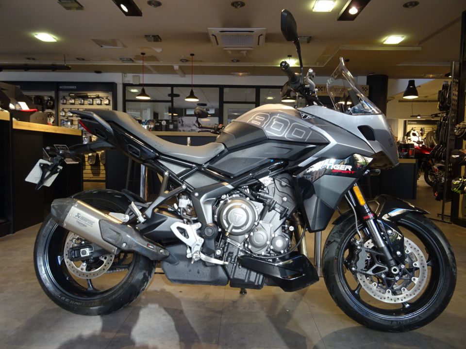 TRIUMPH TIGER 800 SPORT 4