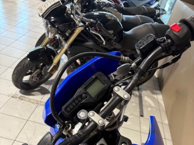YAMAHA WR125 4