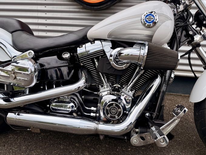 HARLEY-DAVIDSON SOFTAIL BREAKOUT 1690 4
