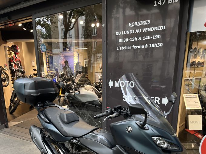 YAMAHA XP T-MAX 560 TECH MAX 4