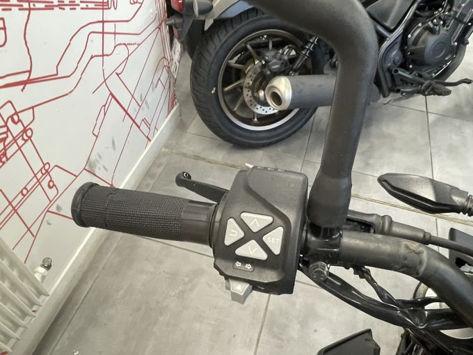 KTM 125 DUKE ABS 4