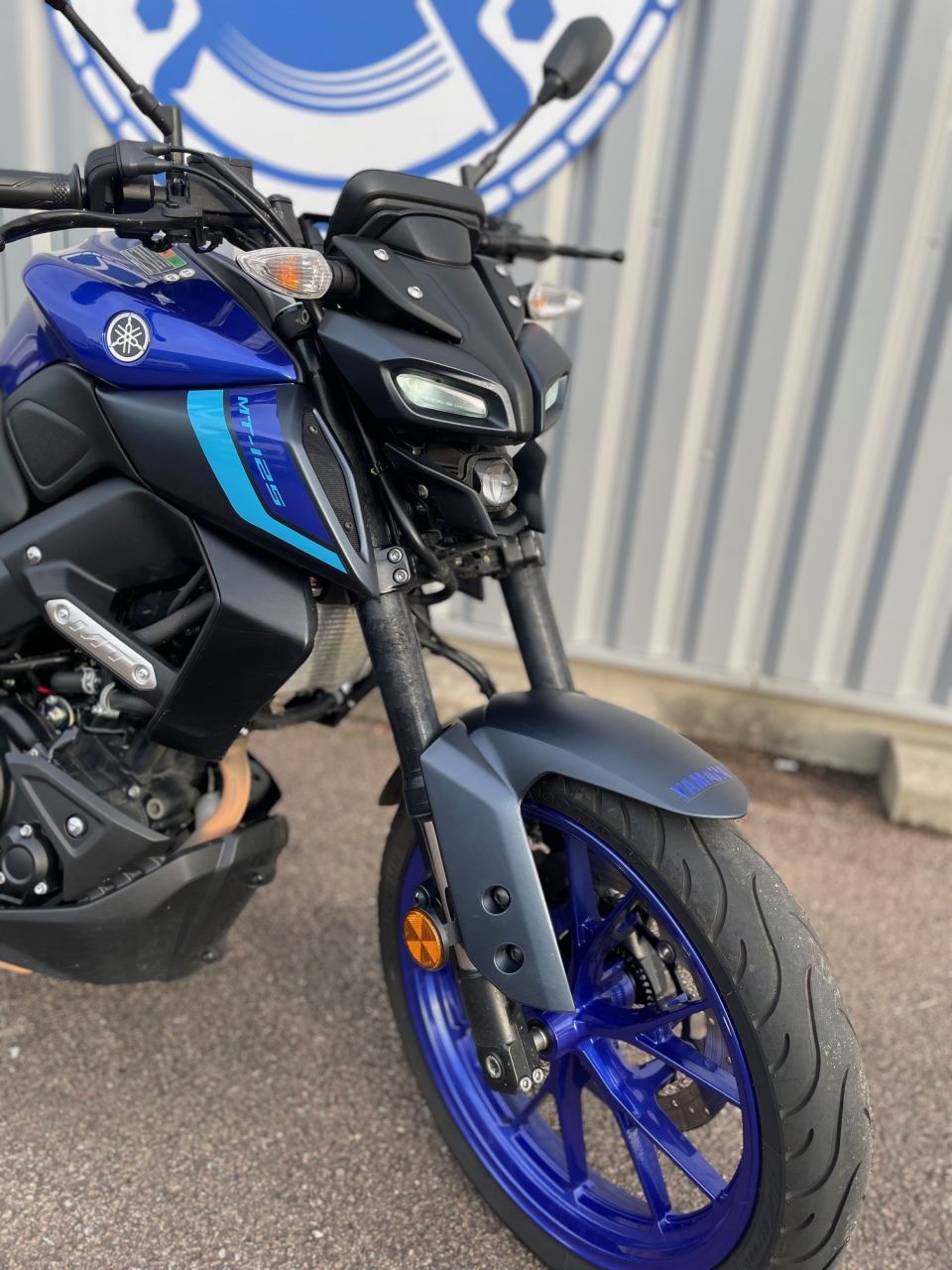 YAMAHA MT-125 ABS 4