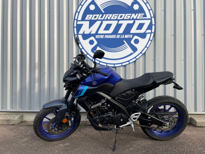 YAMAHA MT-125 ABS 4
