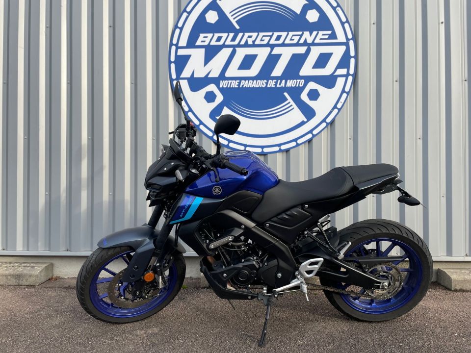 YAMAHA MT-125 ABS 4