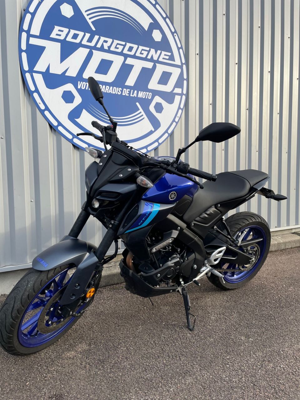 YAMAHA MT-125 ABS 4