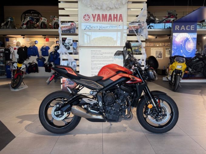 TRIUMPH TRIUMPH STREET TRIPLE 765 R 2024 141€/MOIS* GTIE CONSTRUCTEUR 10/26 4