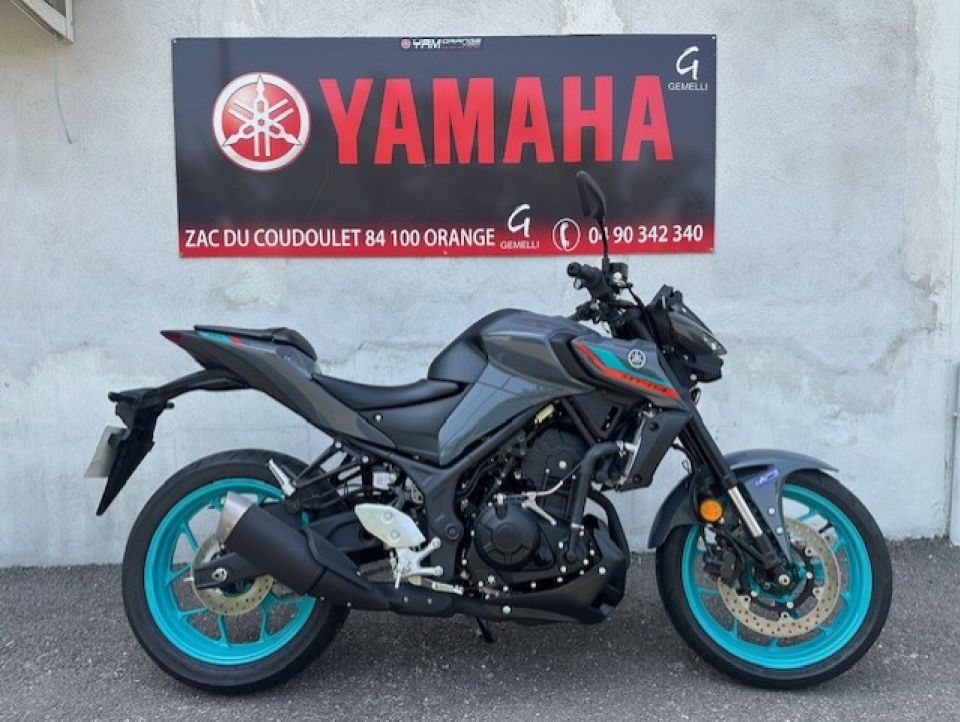 YAMAHA MT-03 4