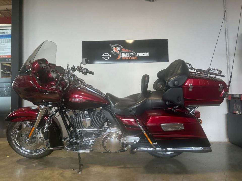 HARLEY-DAVIDSON TOURING ROAD GLIDE 1800 CVO 4