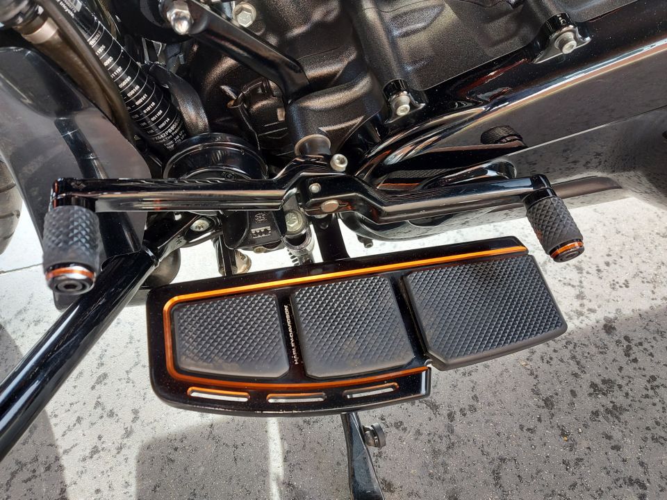 HARLEY-DAVIDSON TOURING STREET GLIDE 1977 CVO  4