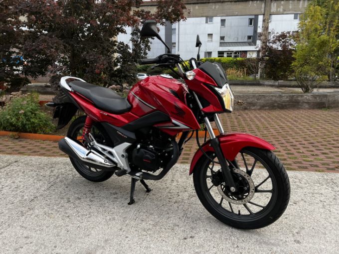 HONDA CB125F 4