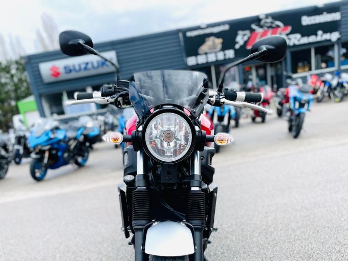 YAMAHA XSR 700 ABS 4