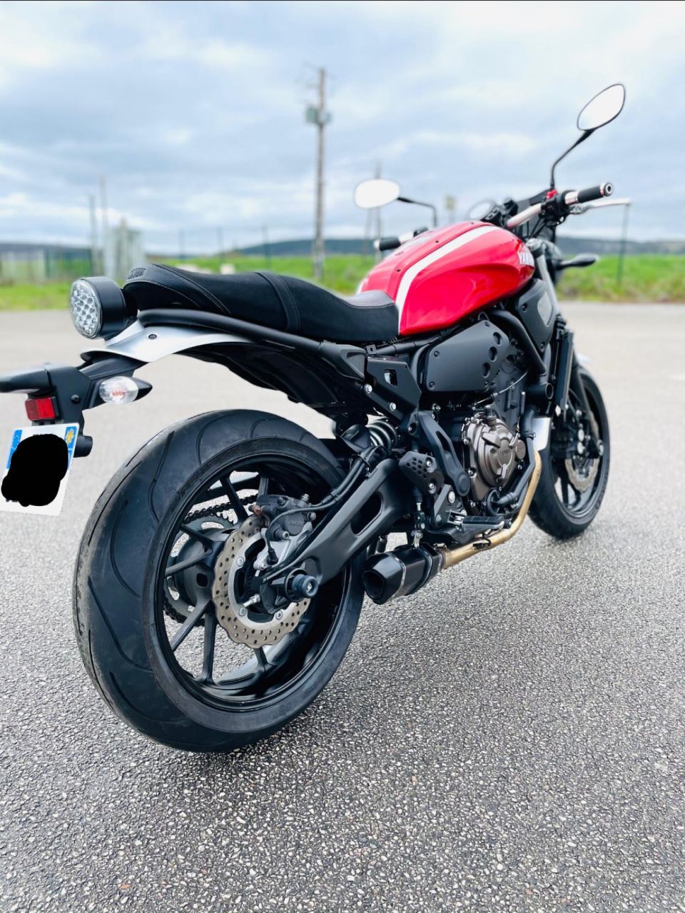 YAMAHA XSR 700 ABS 4