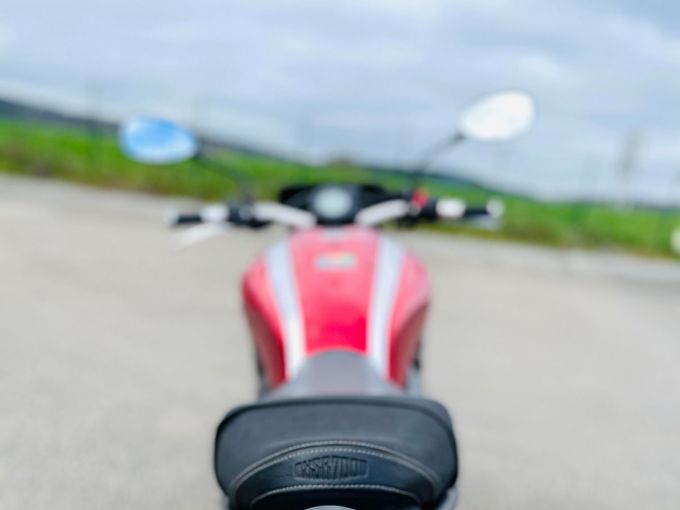 YAMAHA XSR 700 ABS 4