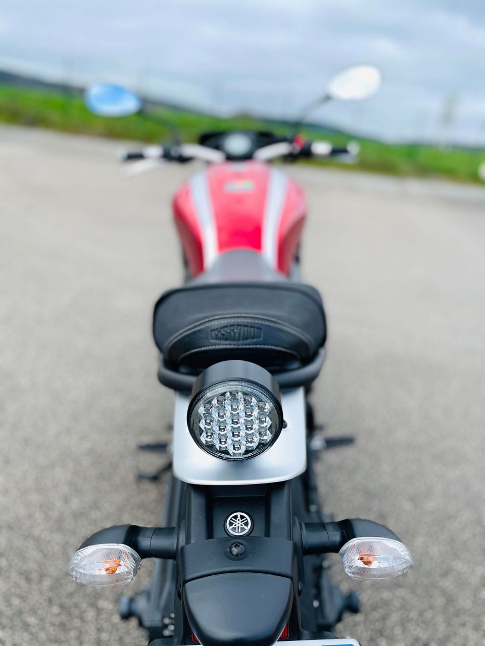 YAMAHA XSR 700 ABS 4