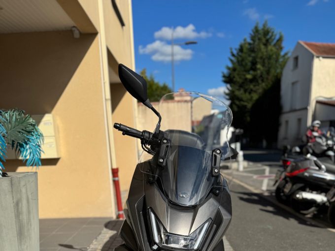 KYMCO DOWNTOWN 125 4