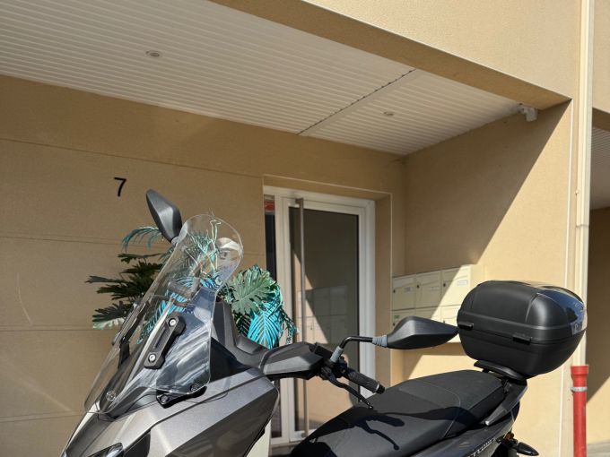 KYMCO DOWNTOWN 125 4