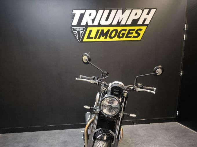 TRIUMPH SPEED TWIN 900 4