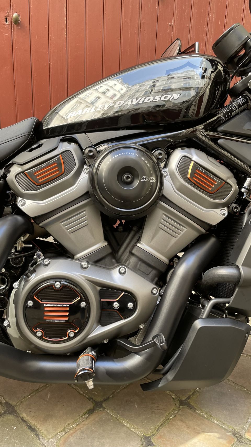 HARLEY-DAVIDSON SPORTSTER Nightster 975 RH 4