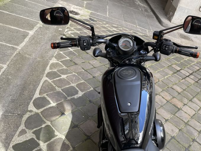 HARLEY-DAVIDSON SPORTSTER Nightster 975 RH 4