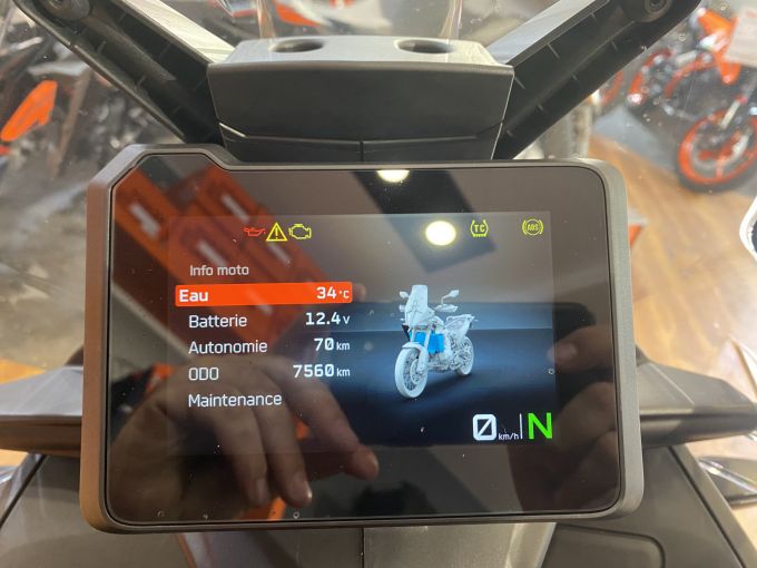 KTM 790 ADVENTURE 4