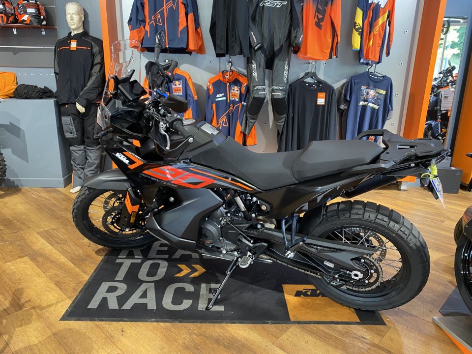 KTM 790 ADVENTURE 4