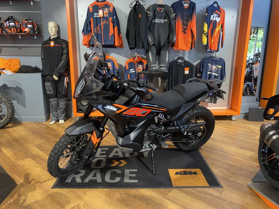 KTM 790 ADVENTURE 4