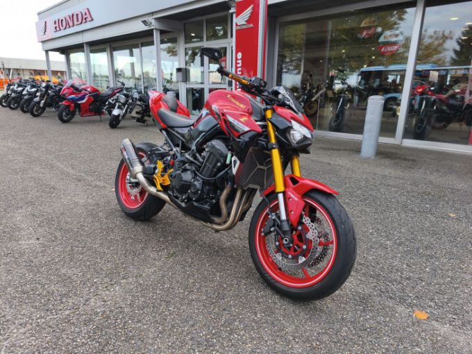 KAWASAKI Kawazaki Z900 4