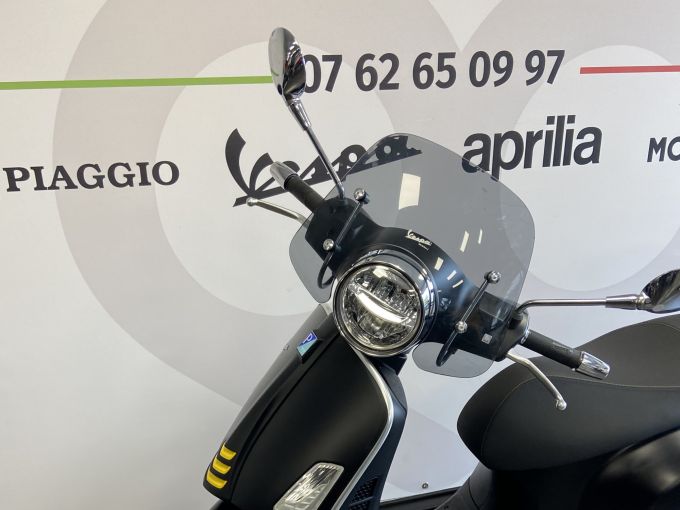 VESPA GTS 300 SUPER 4