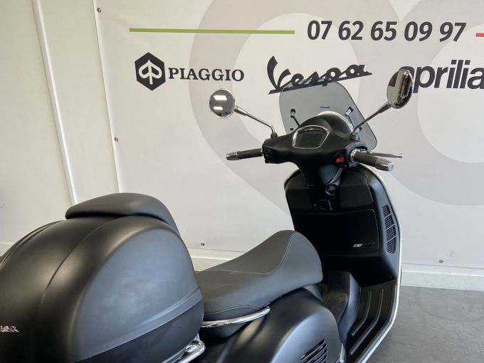 VESPA GTS 300 SUPER 4
