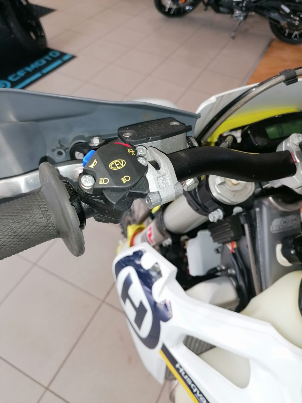 HUSQVARNA TE 150 i 4